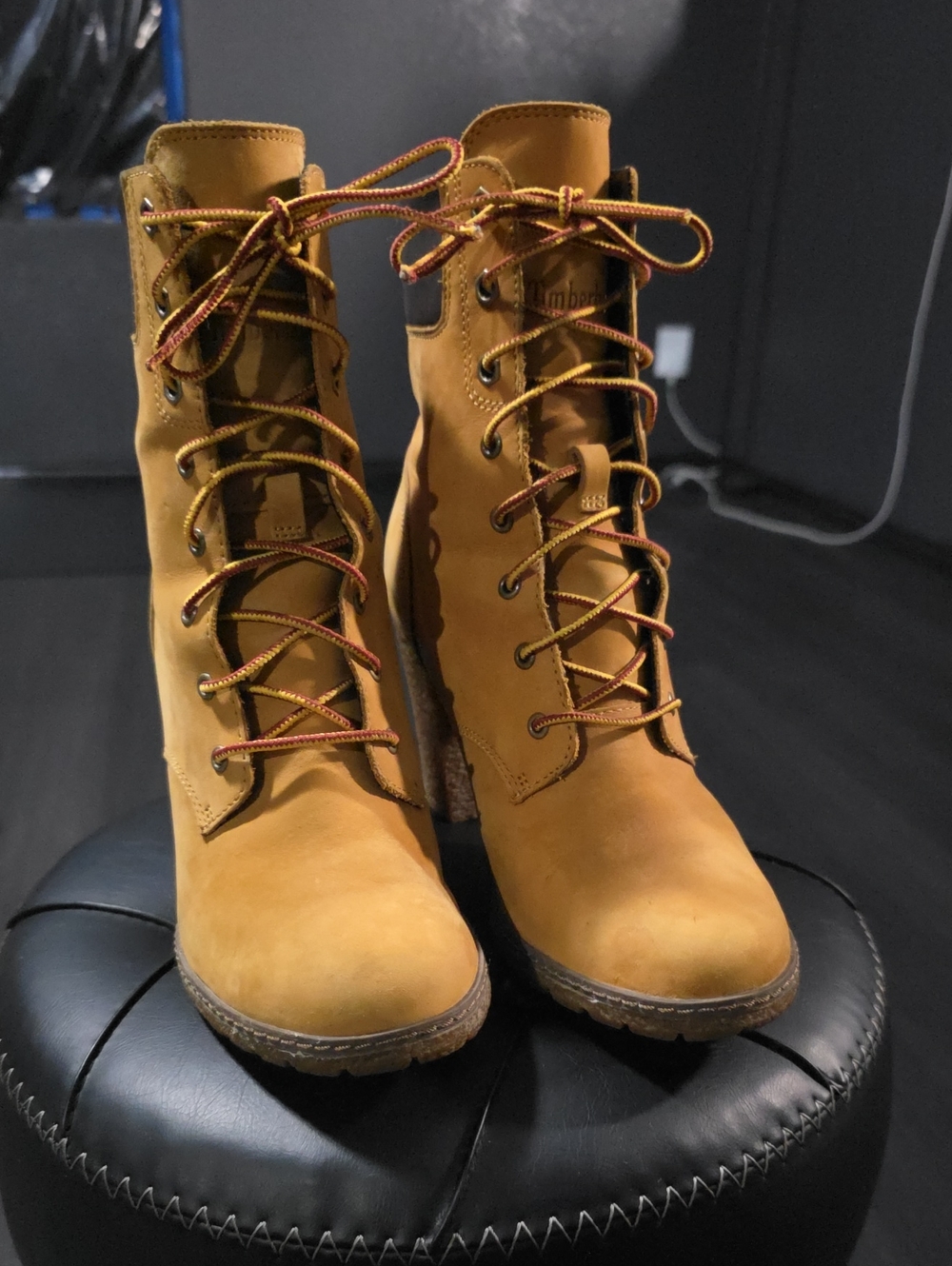 Timberland Women’s Allington 6in Wheat Lace-Up Booties